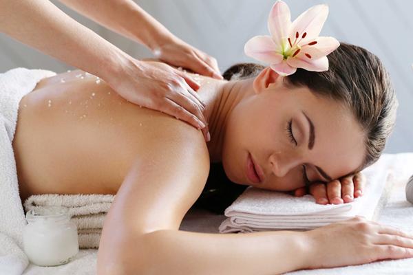Massages GERMAINE DE CAPUCCINI Parc de Vacances Magic Robin Hood Alfas del Pi Massages GERMAINE DE CAPUCCINI Parc de Vacances Magic Robin Hood Alfas del Pi