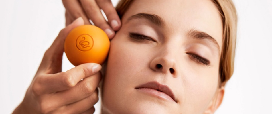 Soins pour le visage GERMAINE DE CAPUCCINI Parc de Vacances Magic Robin Hood Alfas del Pi Soins pour le visage GERMAINE DE CAPUCCINI Parc de Vacances Magic Robin Hood Alfas del Pi